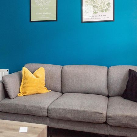 Stock Street Apartment Paisley Esterno foto